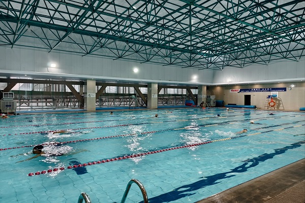 【深度解析】游泳池水質(zhì)檢測(cè)：核心指標(biāo)、檢測(cè)原理與應(yīng)用場(chǎng)景